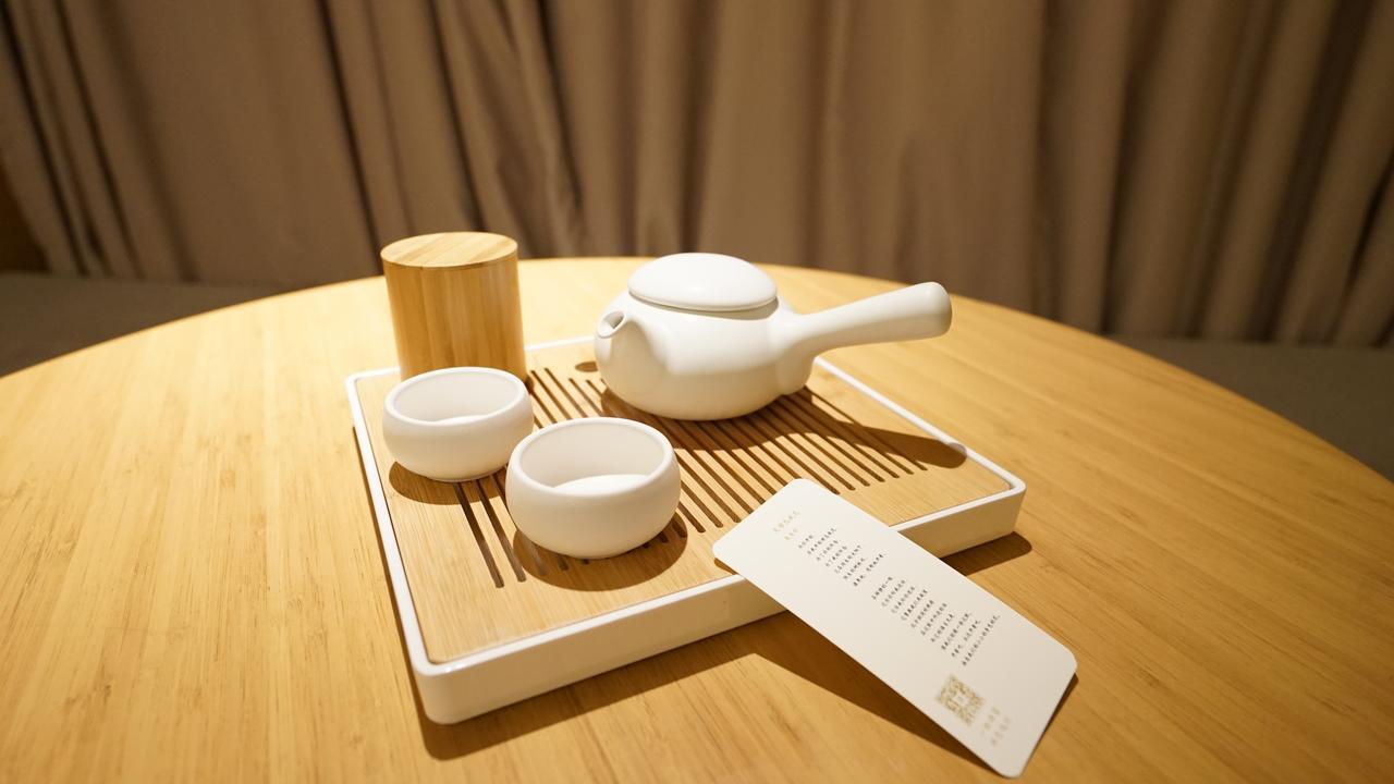 Hotel Ji Bund East Nanjing Road Pedestrian Street
